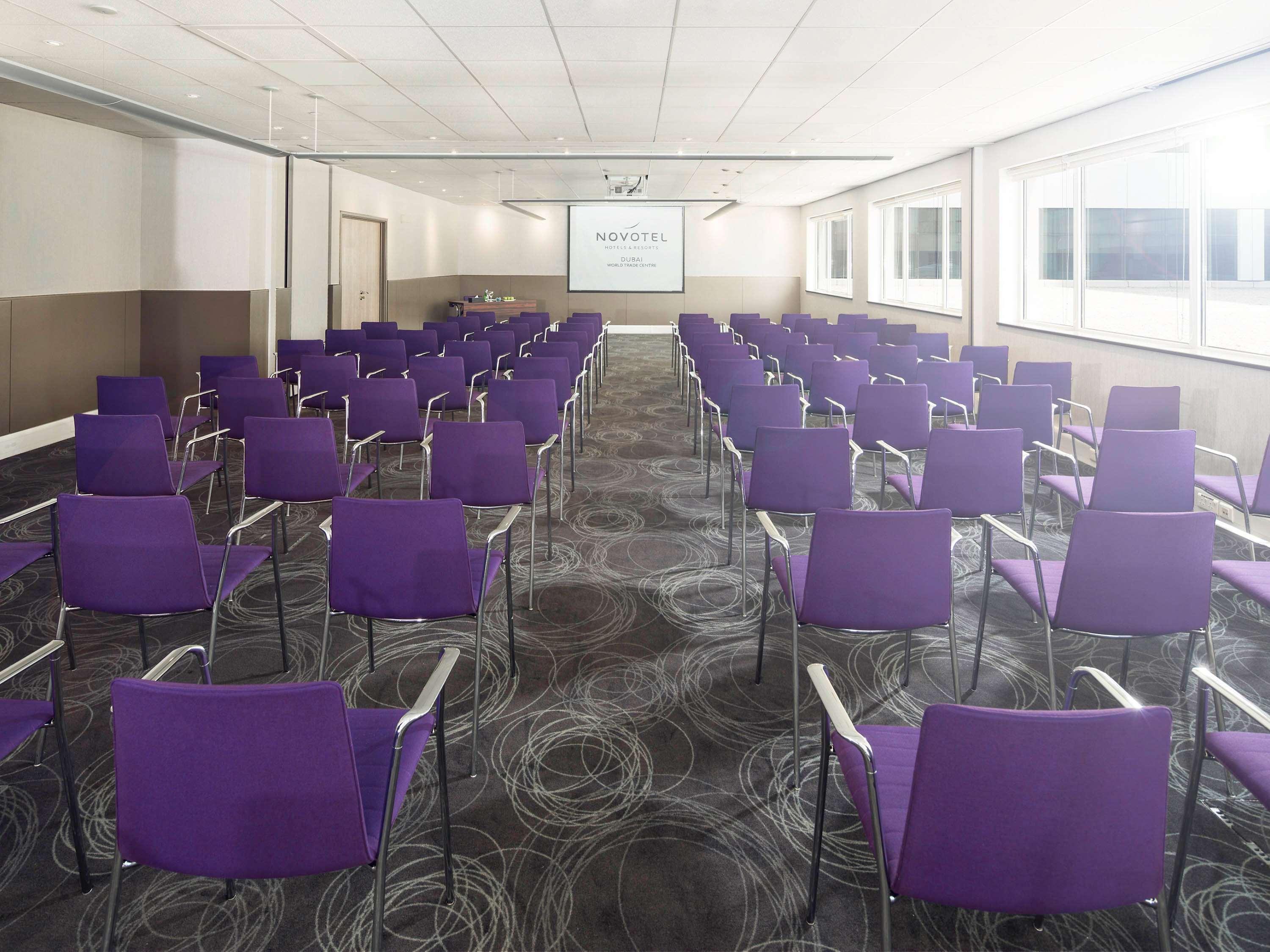 Hotel Novotel World Trade Centre 4*