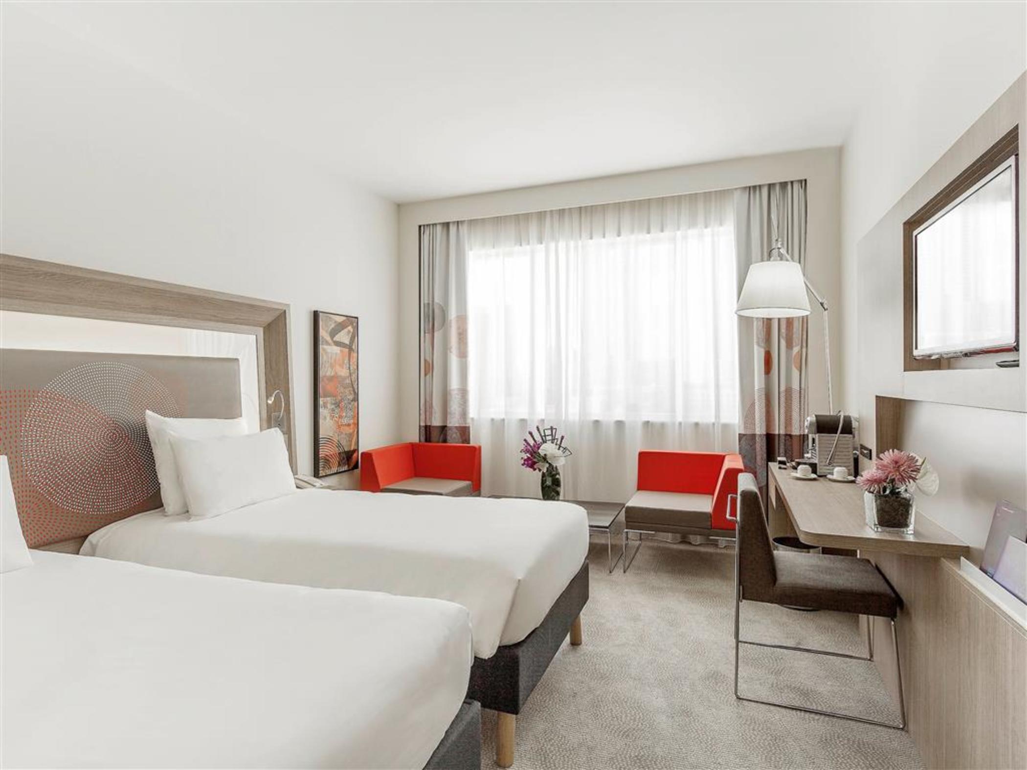 Novotel World Trade Centre 4*
